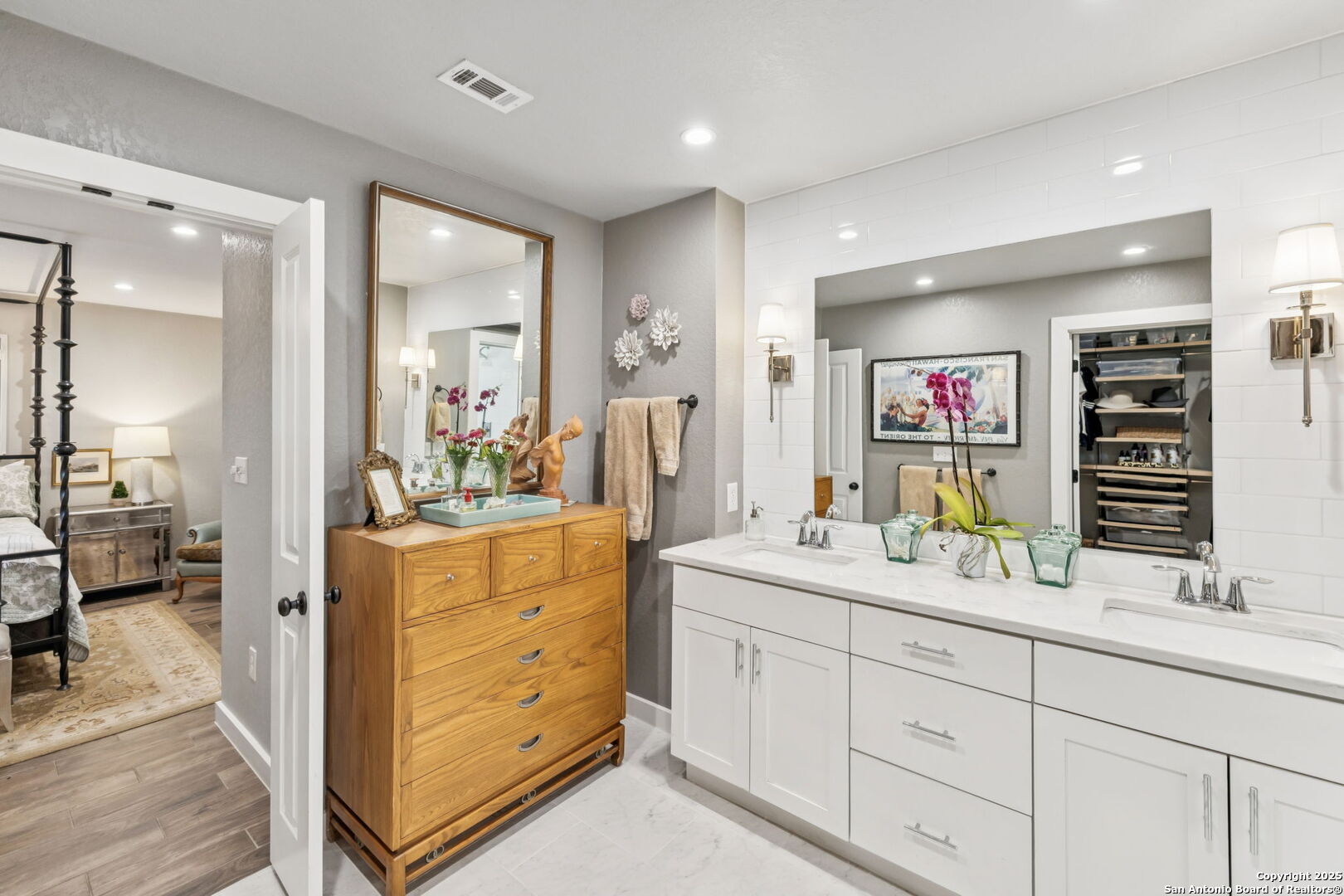 property viewer photo 39