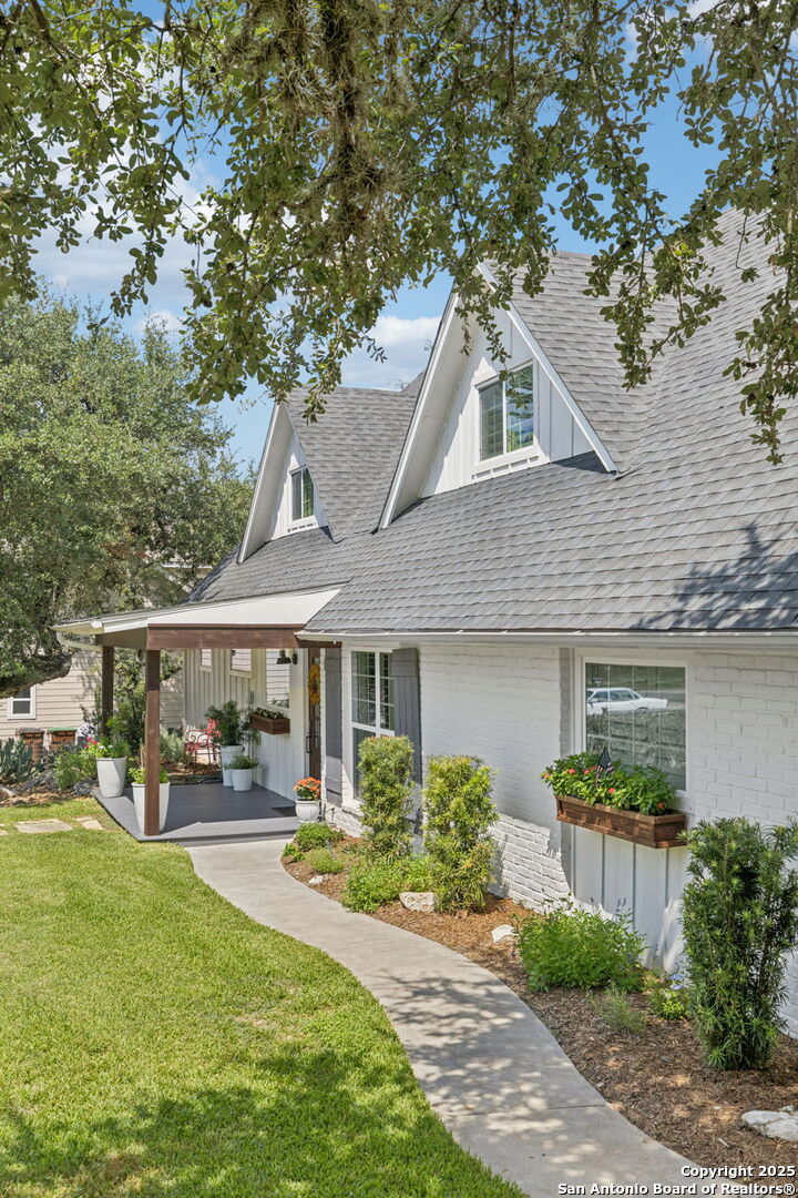 property viewer photo 4