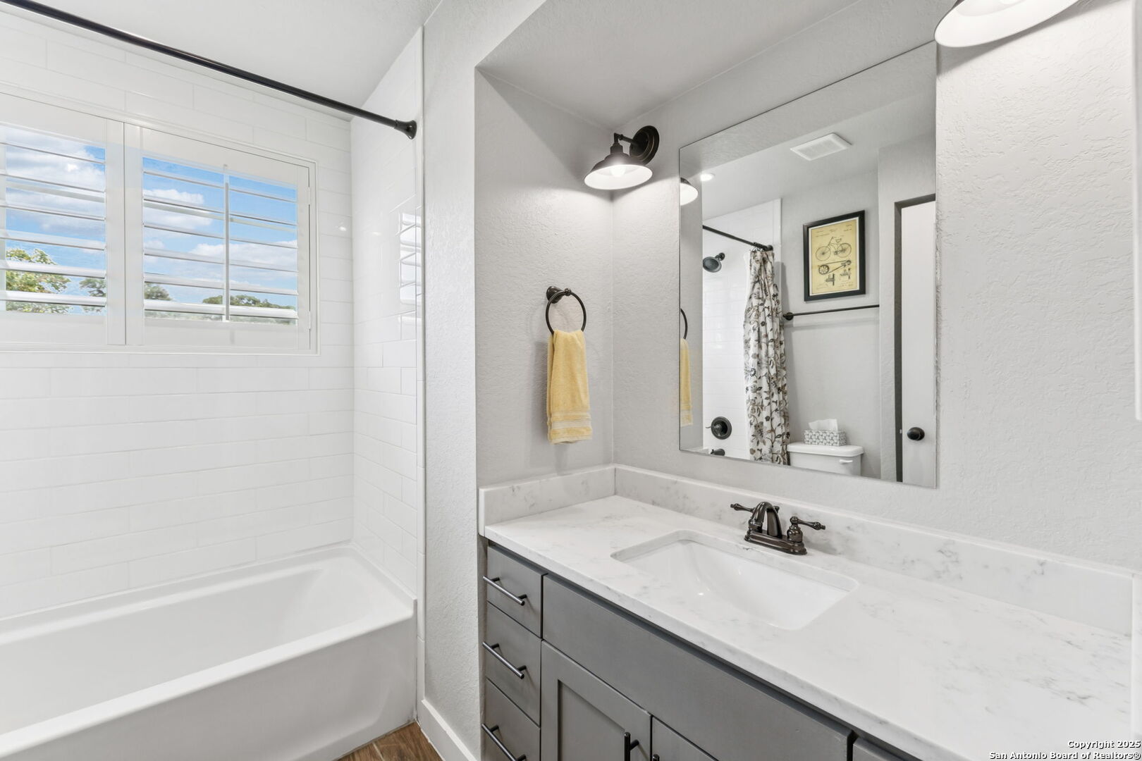 property viewer photo 52