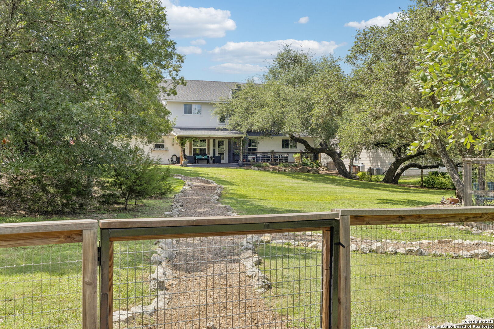 property viewer photo 73