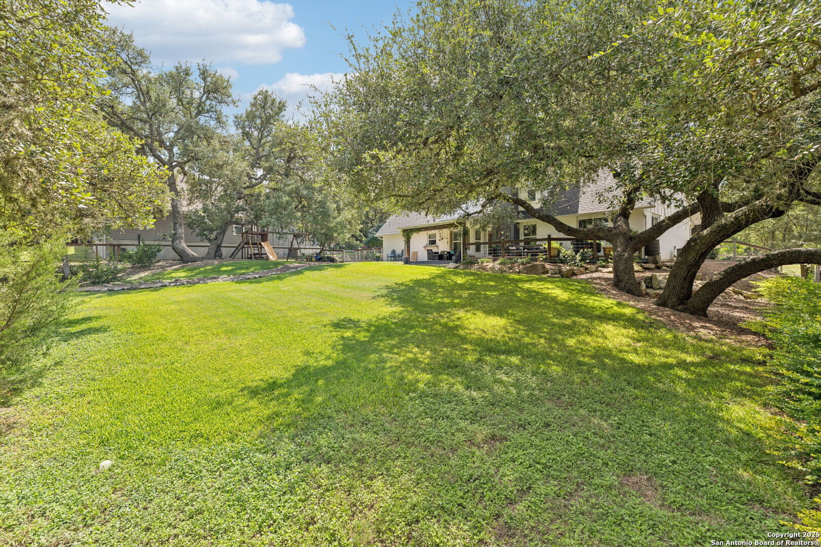 property viewer photo 77