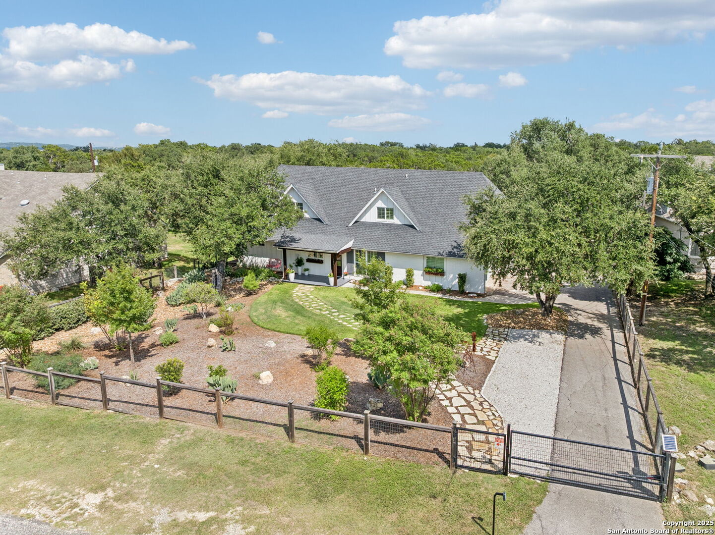 property viewer photo 79