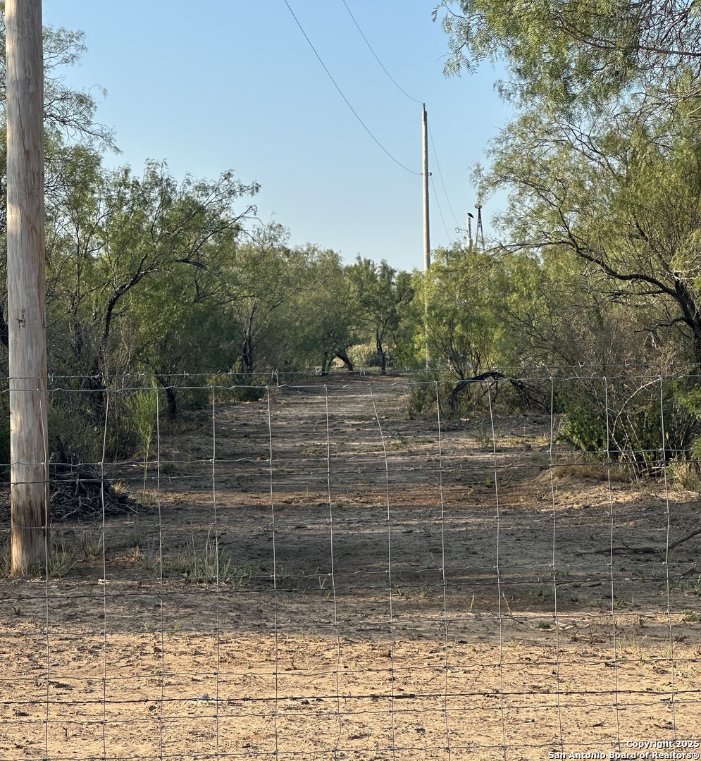 main property photo 10
