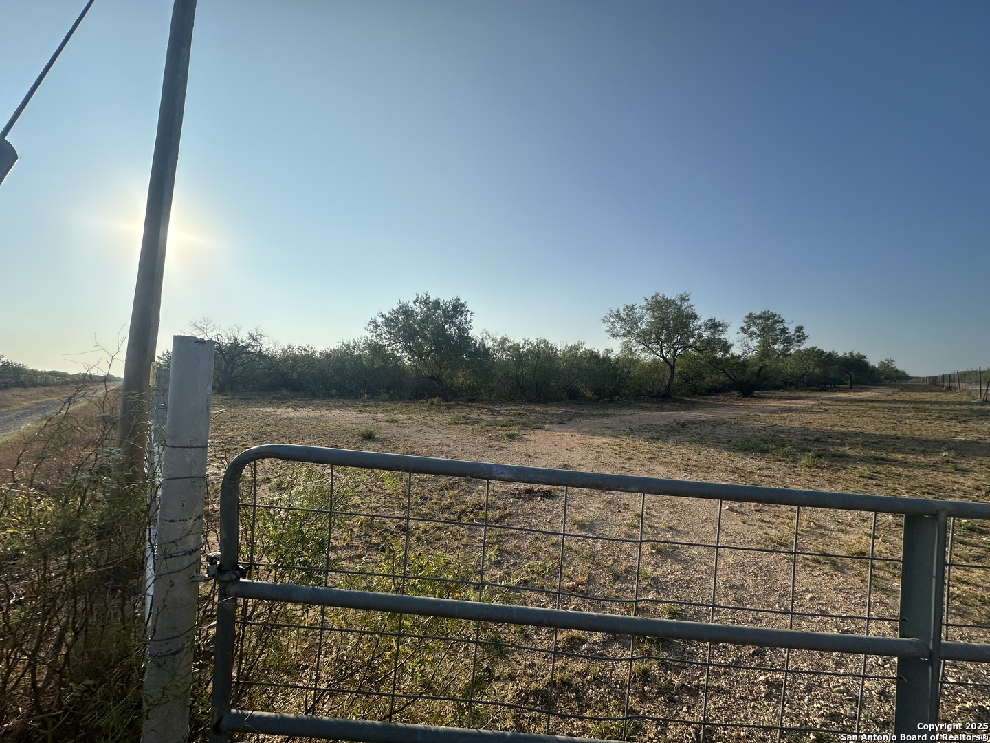 main property photo 9