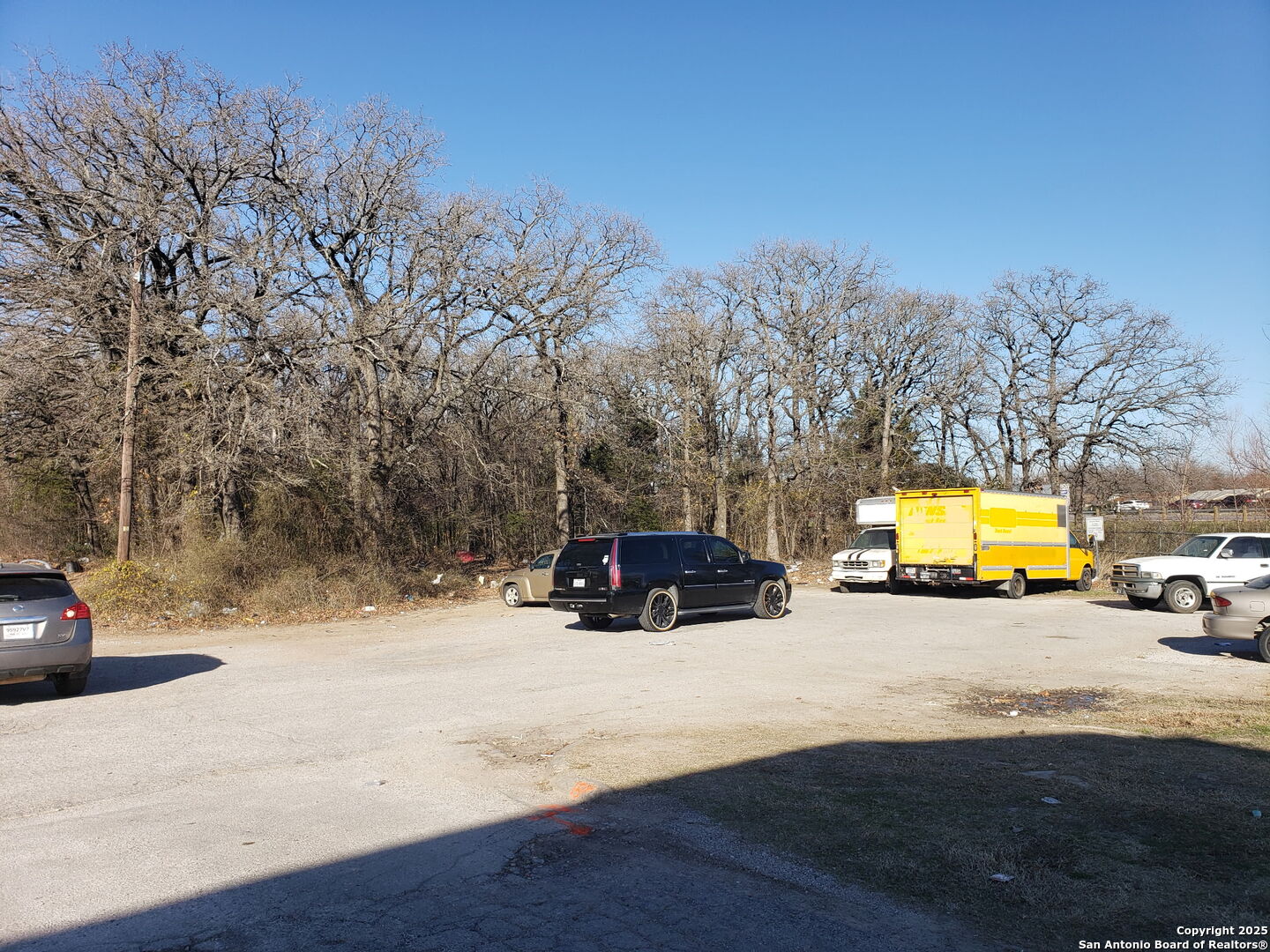 main property photo 7