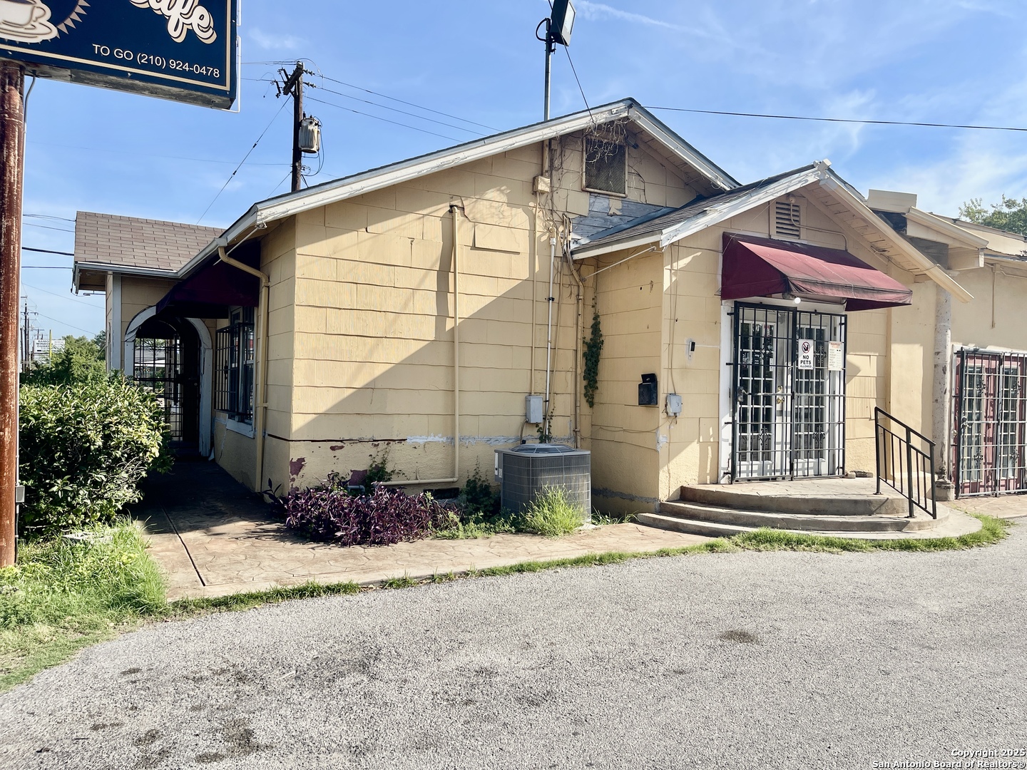 main property photo 2