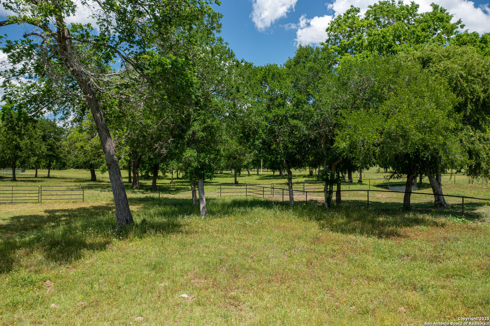 main property photo 22