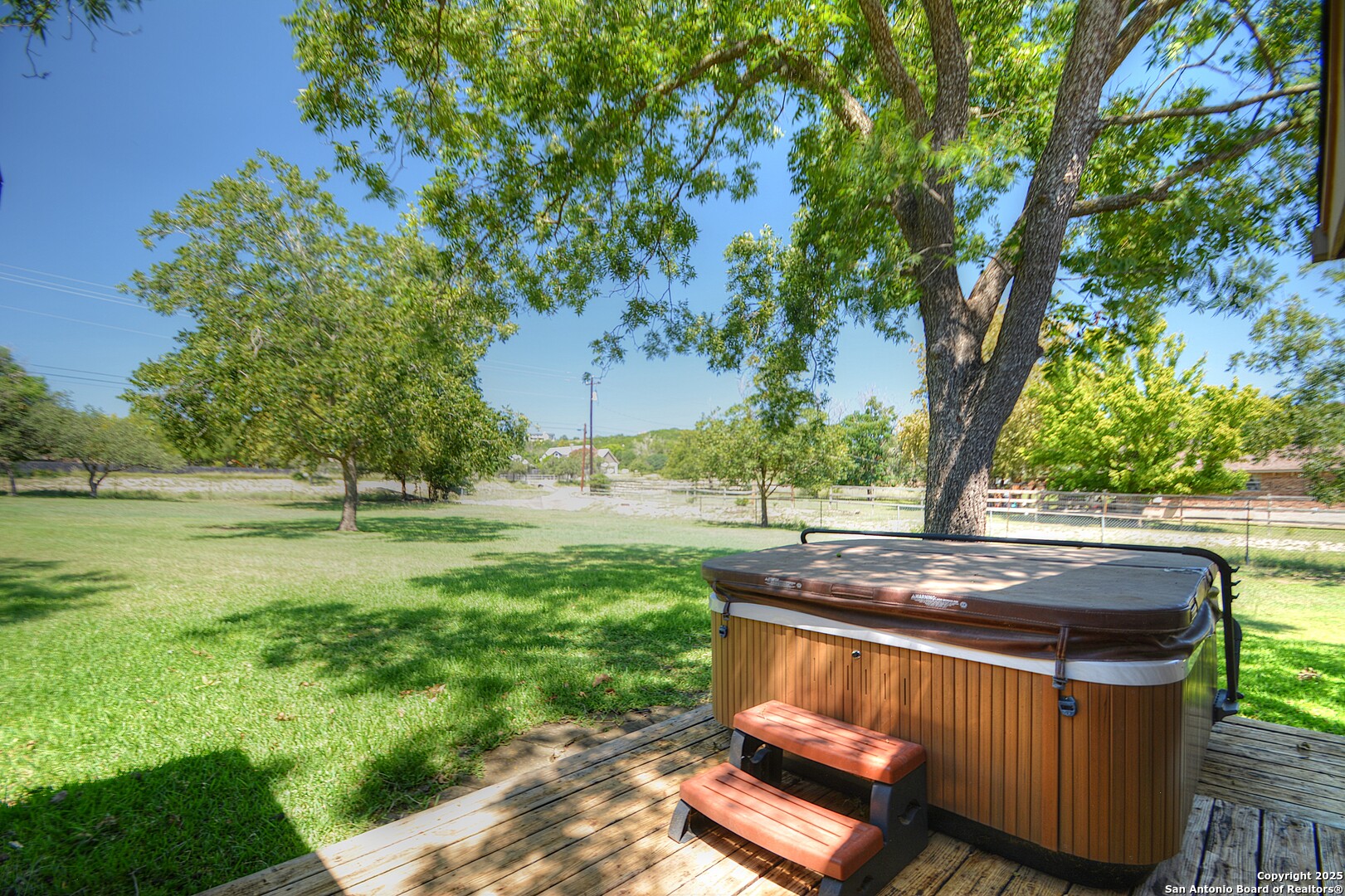 main property photo 41