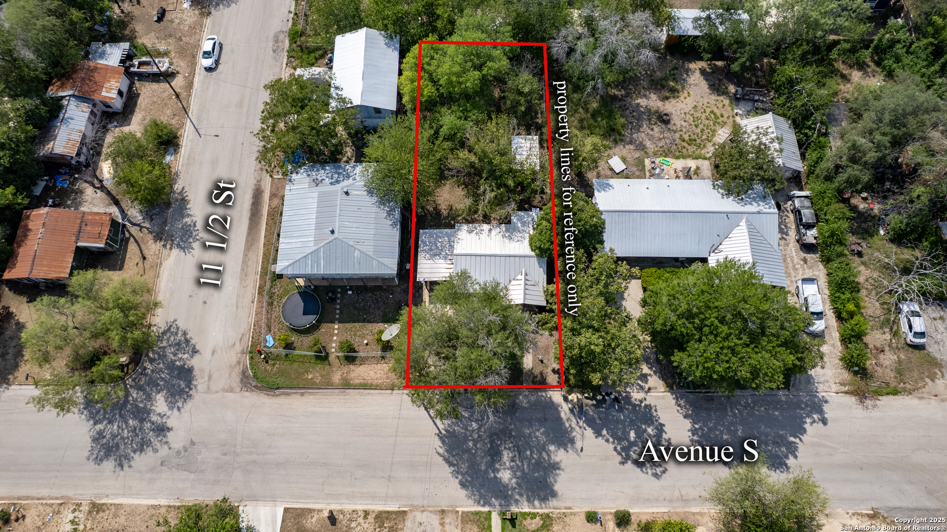 main property photo 9
