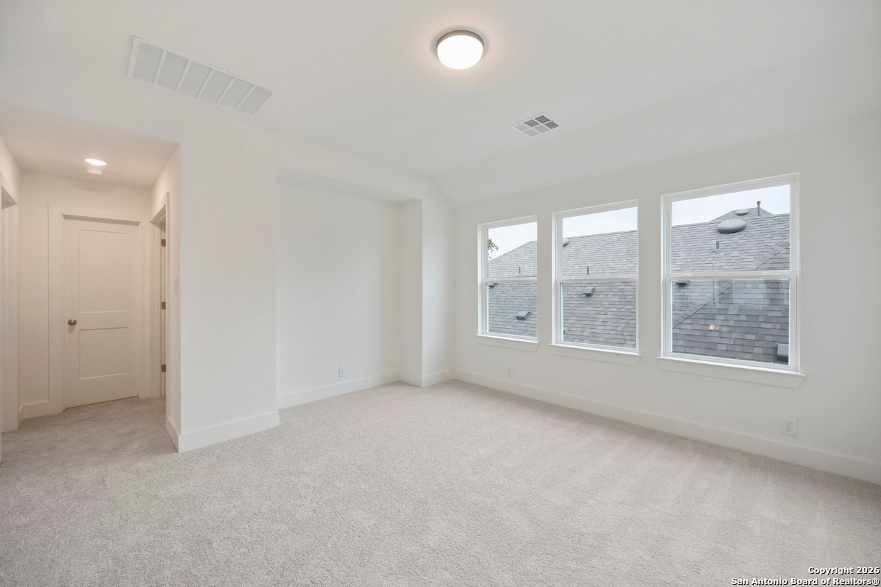 property viewer photo 18