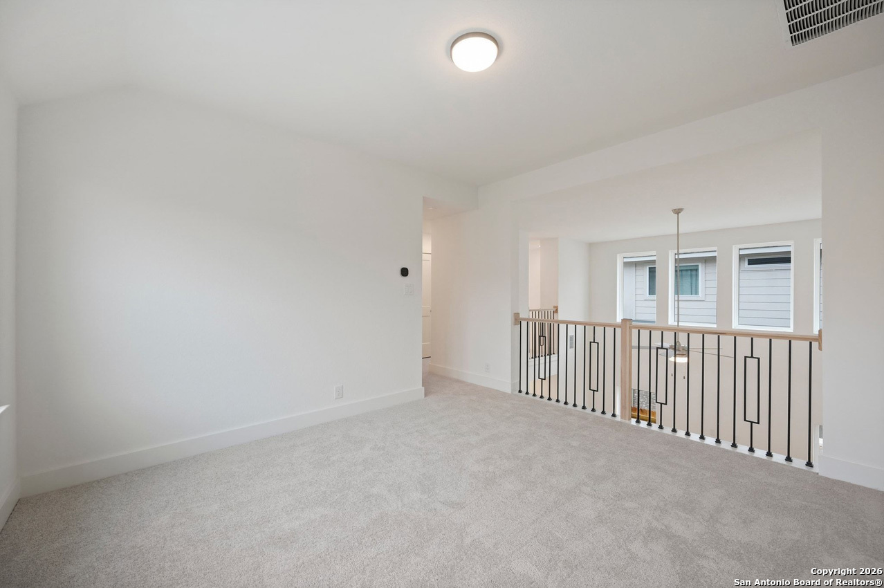 property viewer photo 19