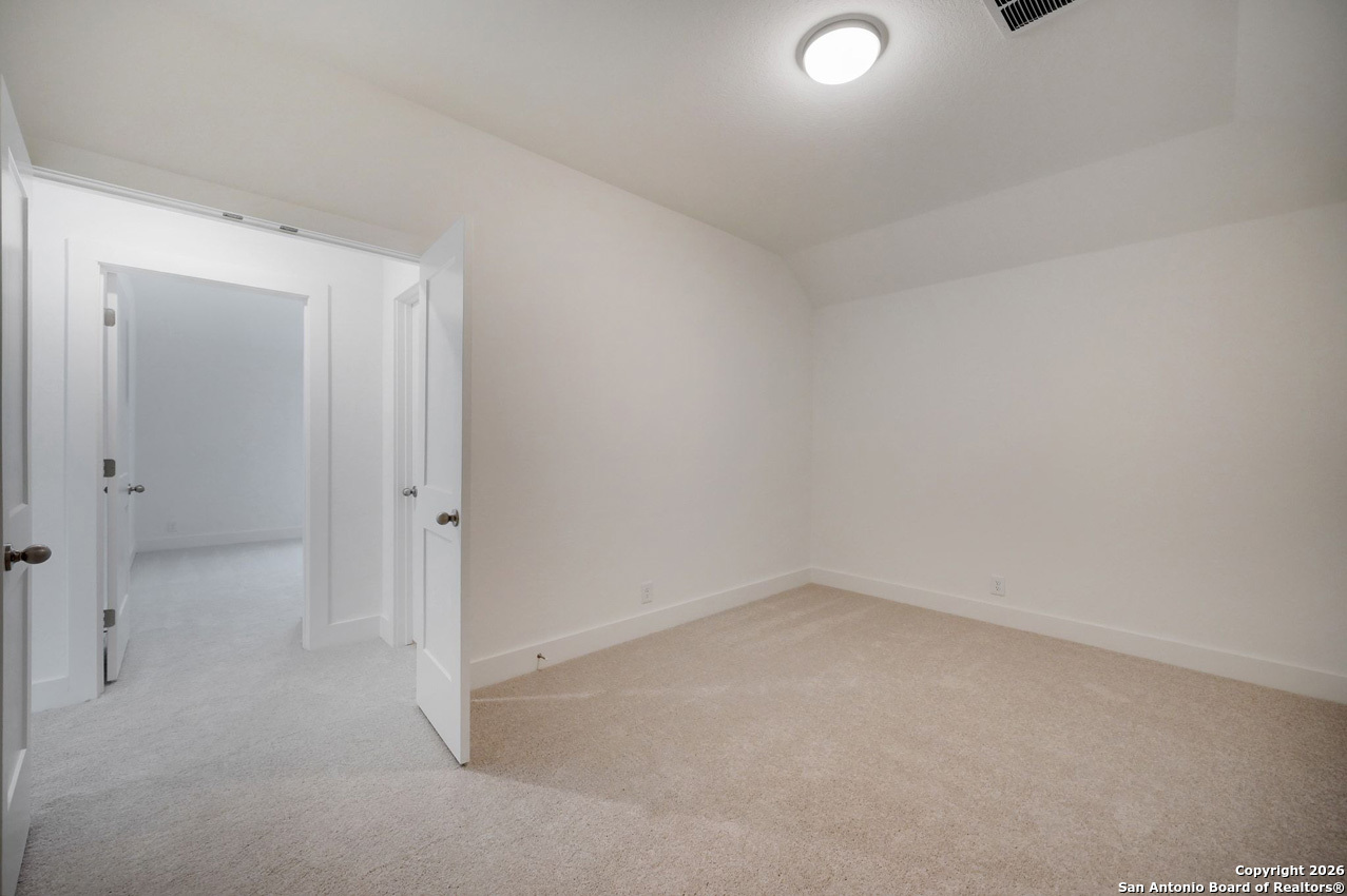 property viewer photo 20