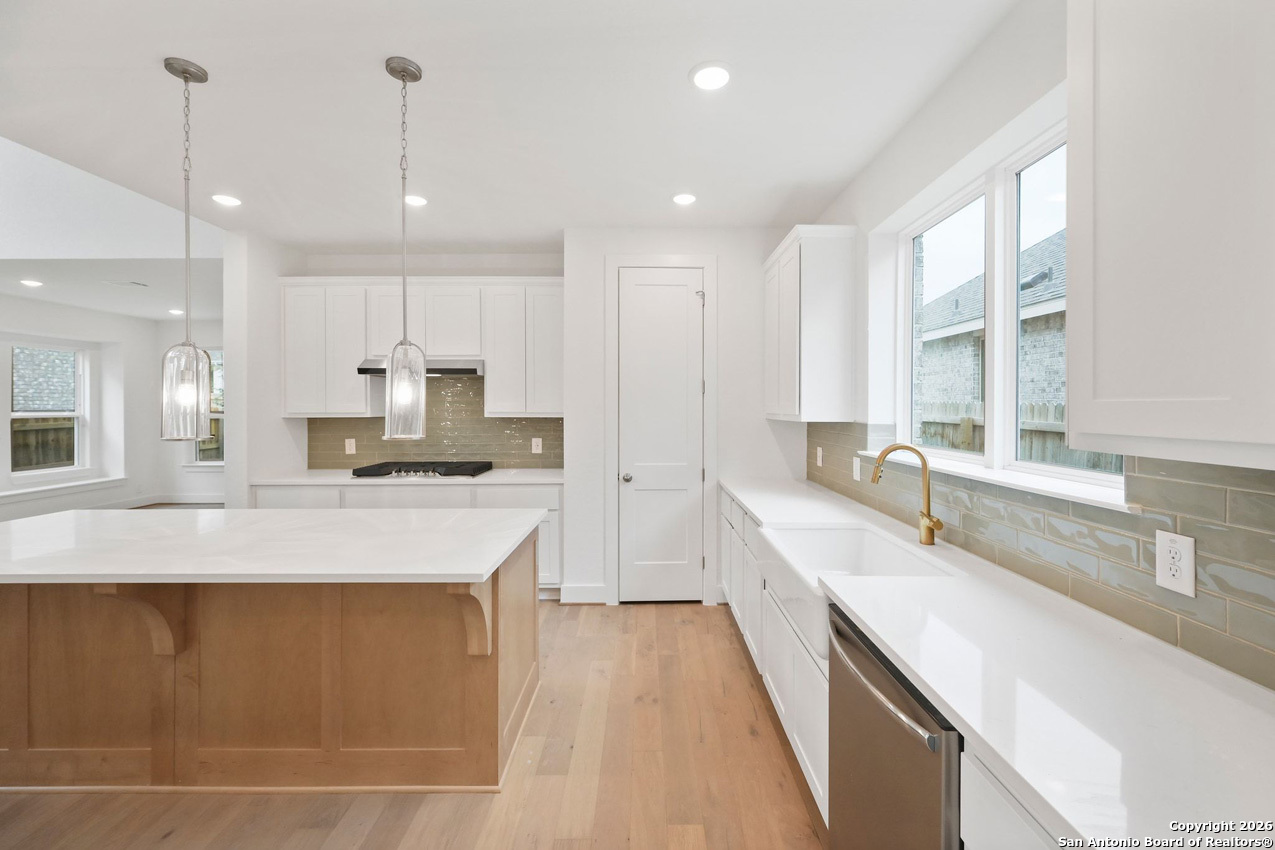 property viewer photo 4