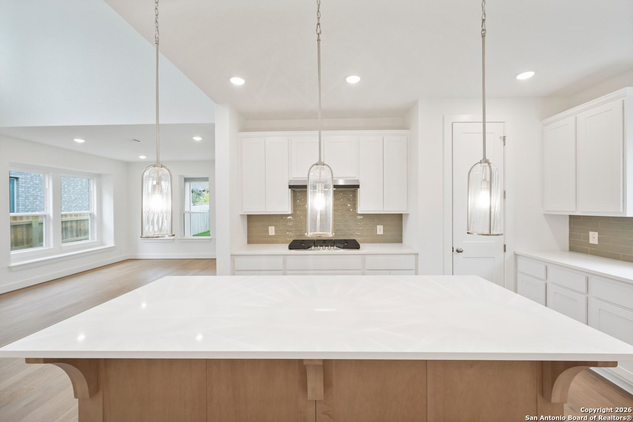 property viewer photo 5