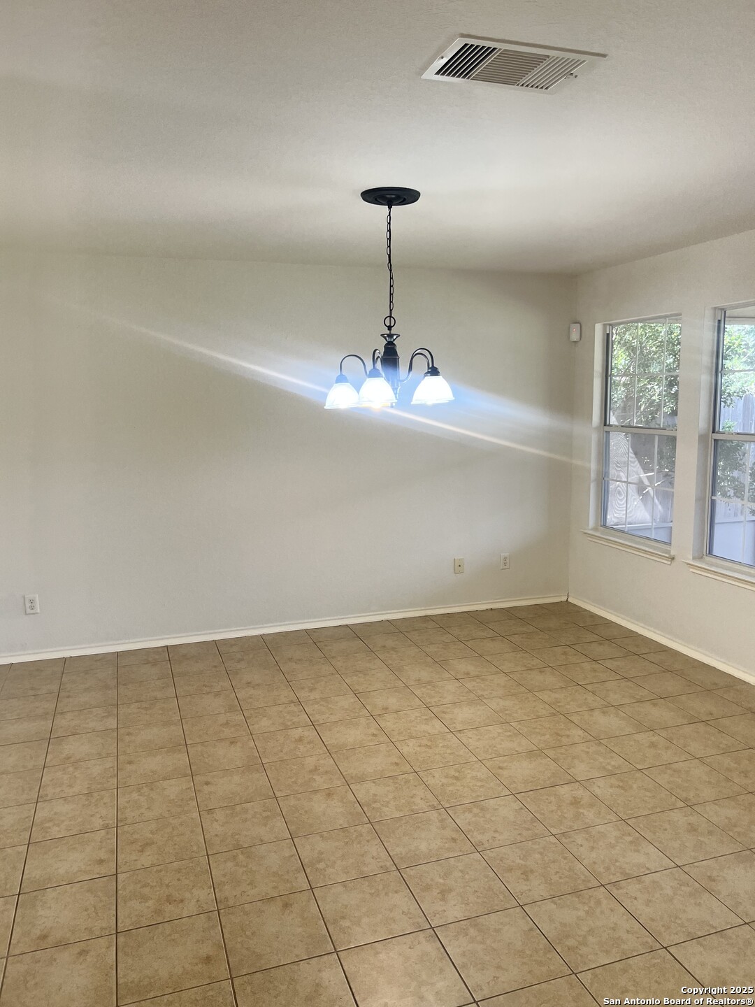 property viewer photo 11