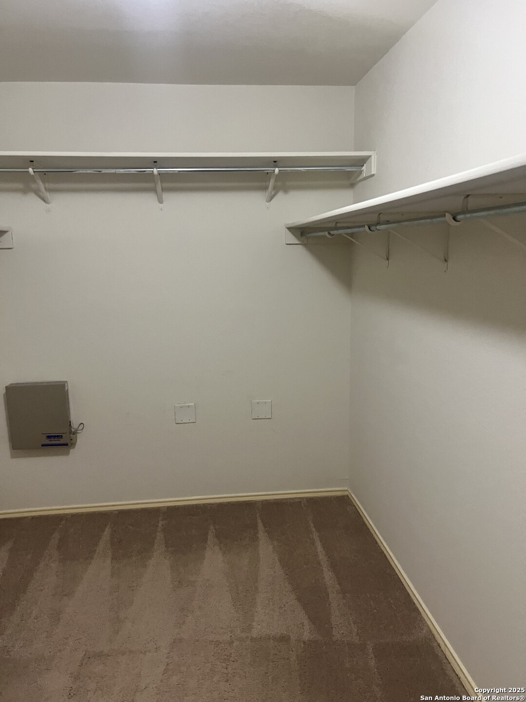property viewer photo 20