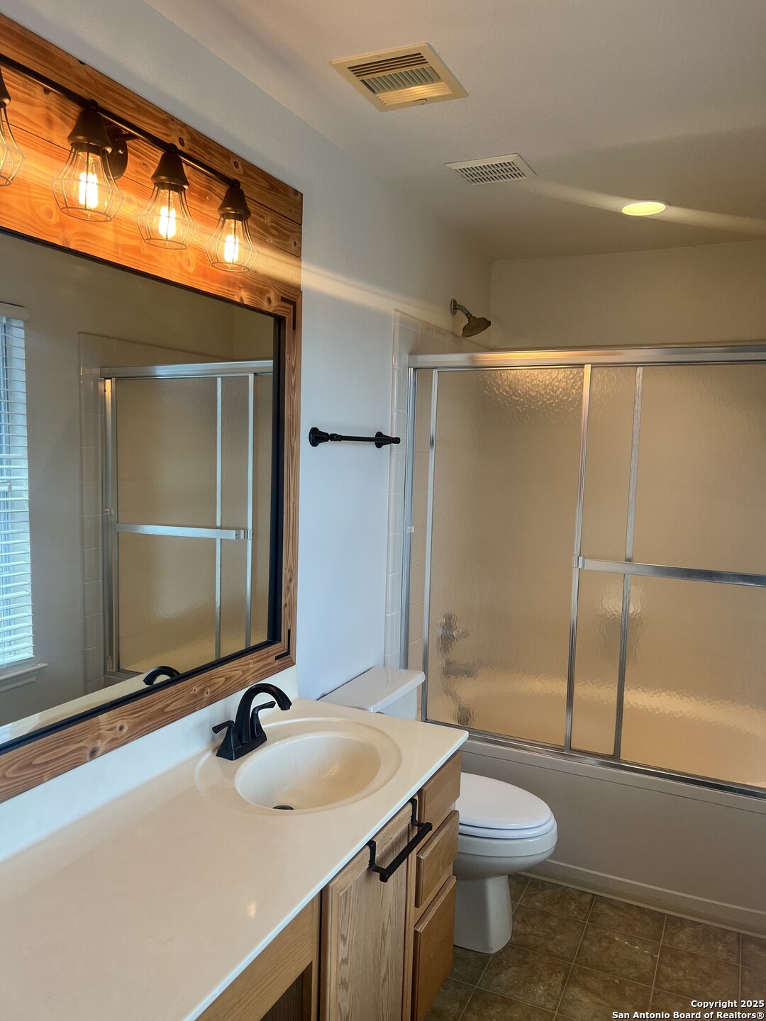 property viewer photo 21