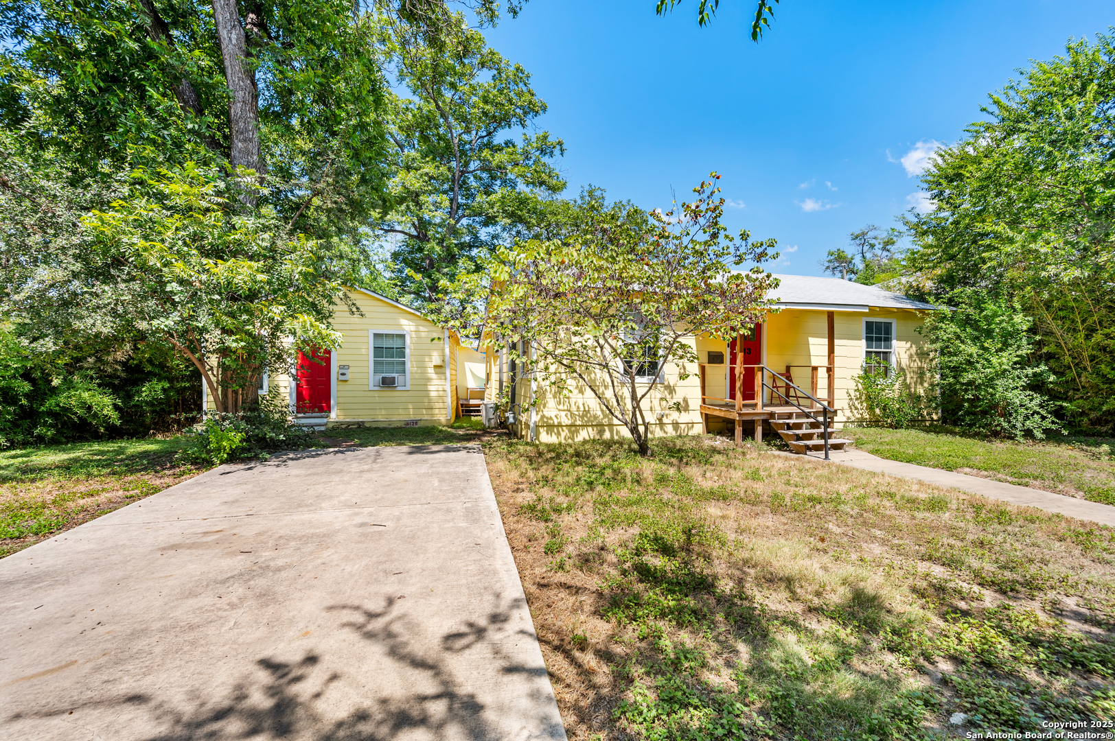 property viewer photo 1