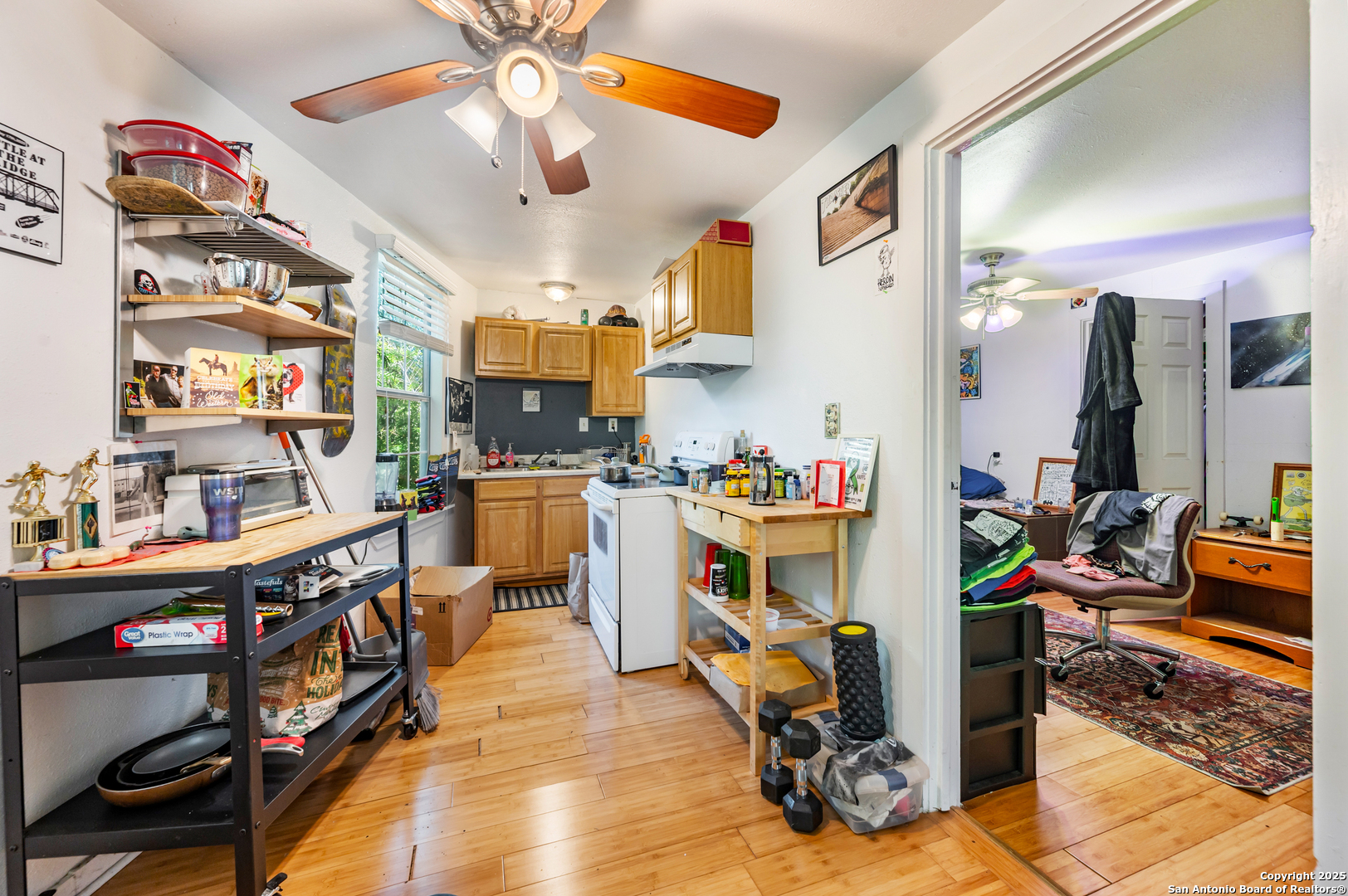 property viewer photo 24
