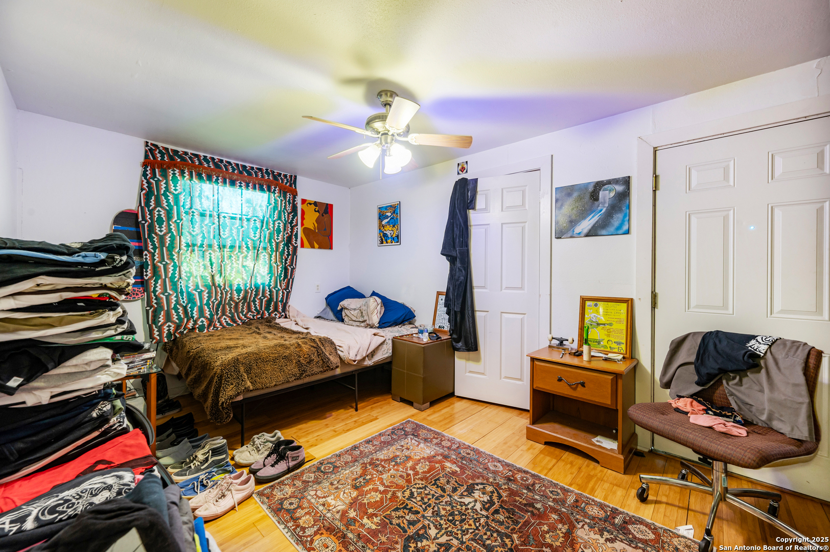 property viewer photo 25