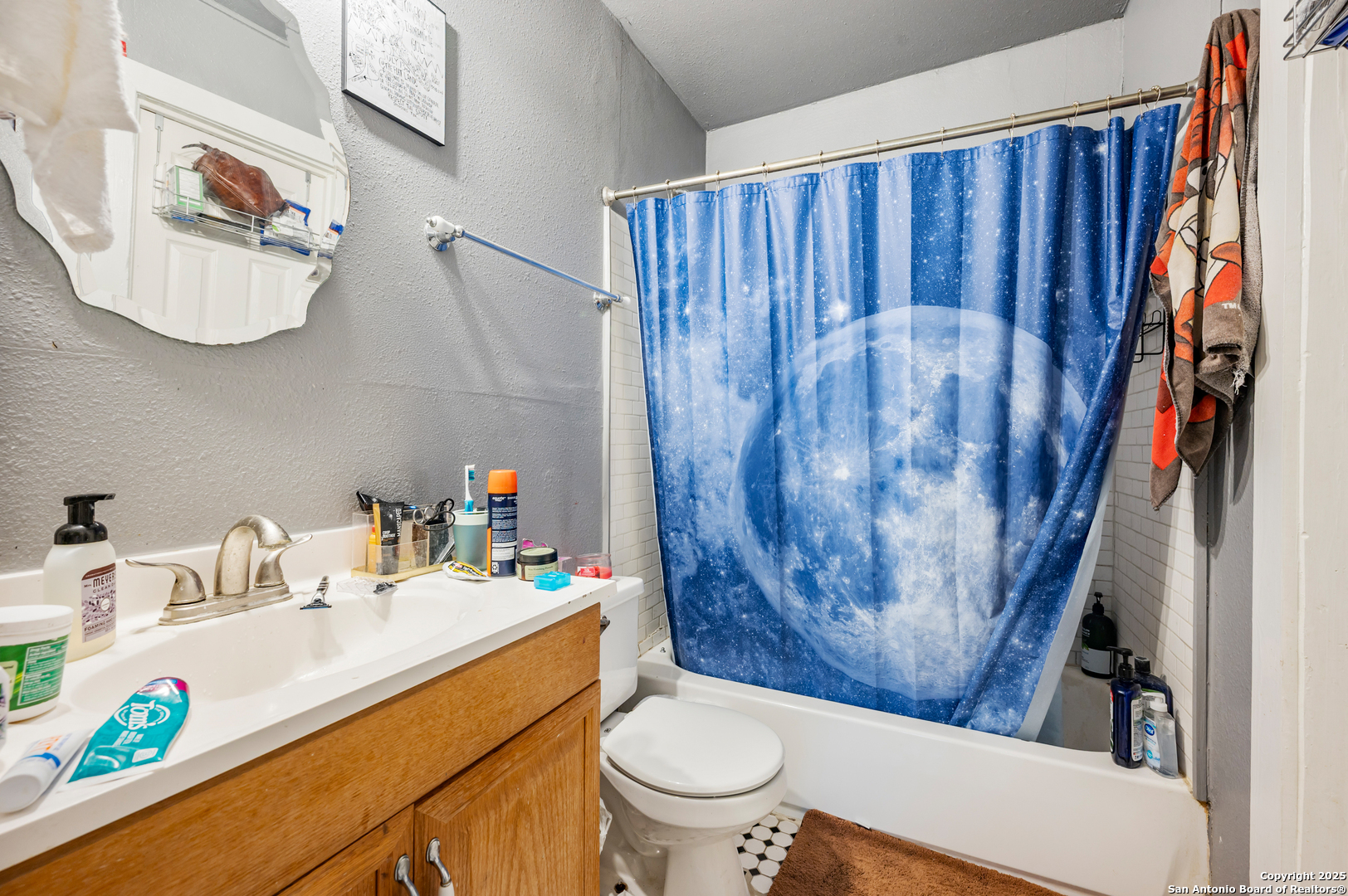 property viewer photo 26
