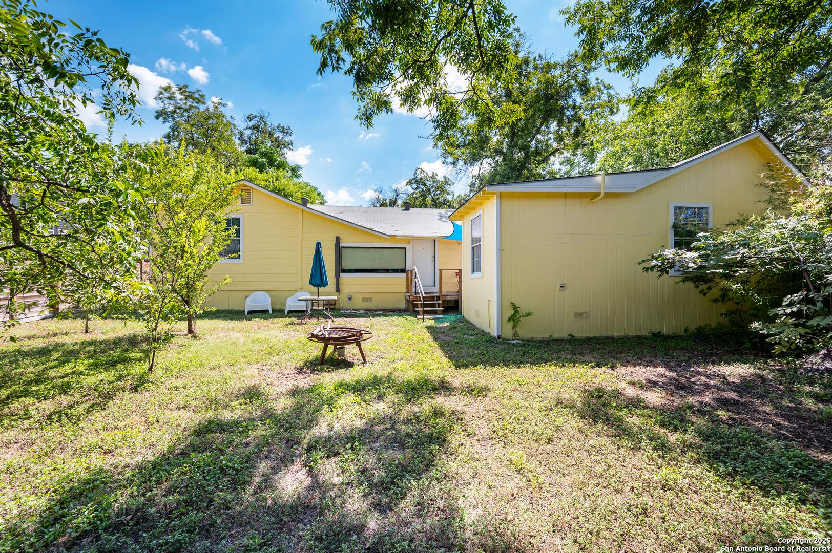 property viewer photo 28