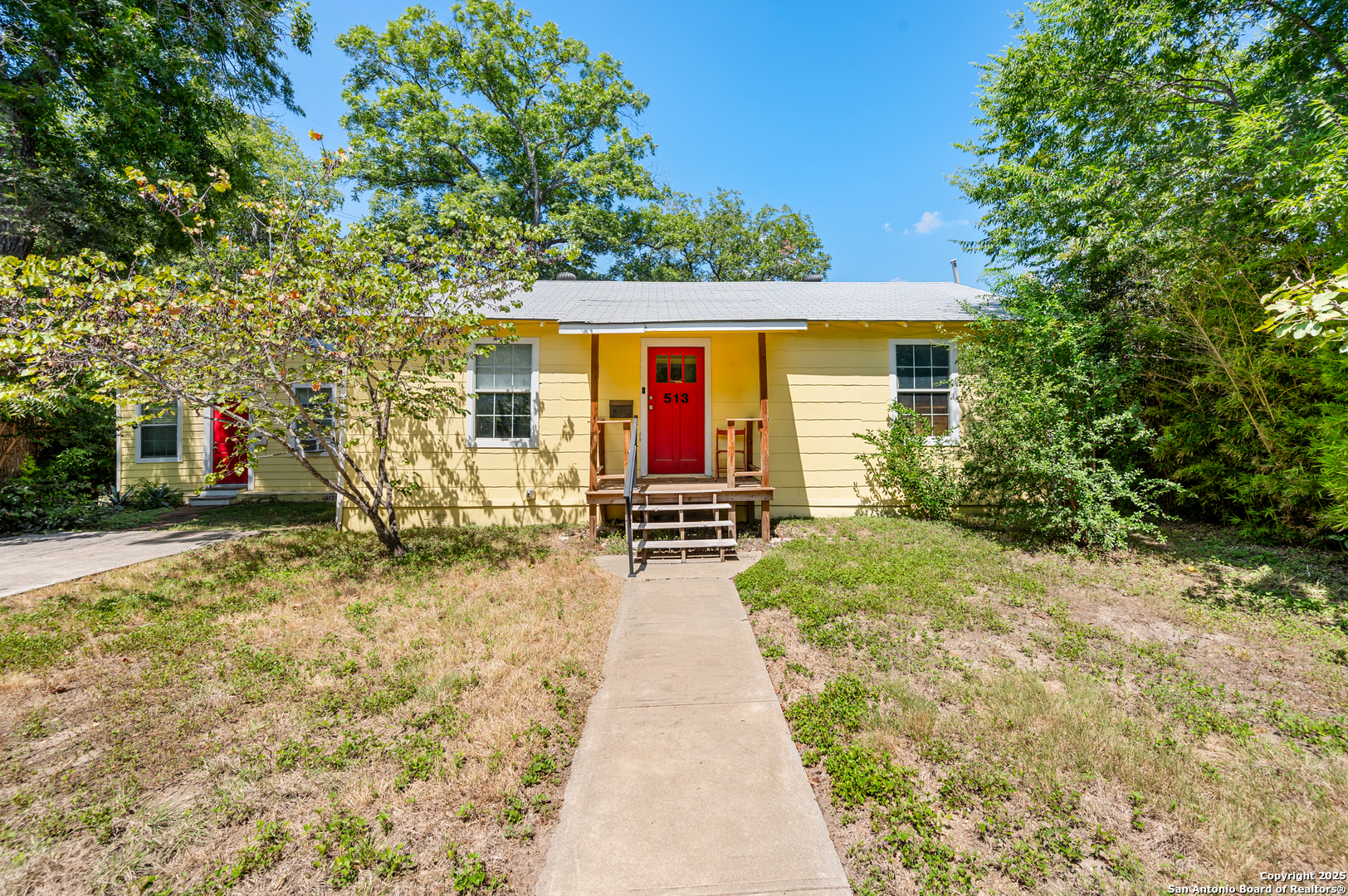 property viewer photo 3