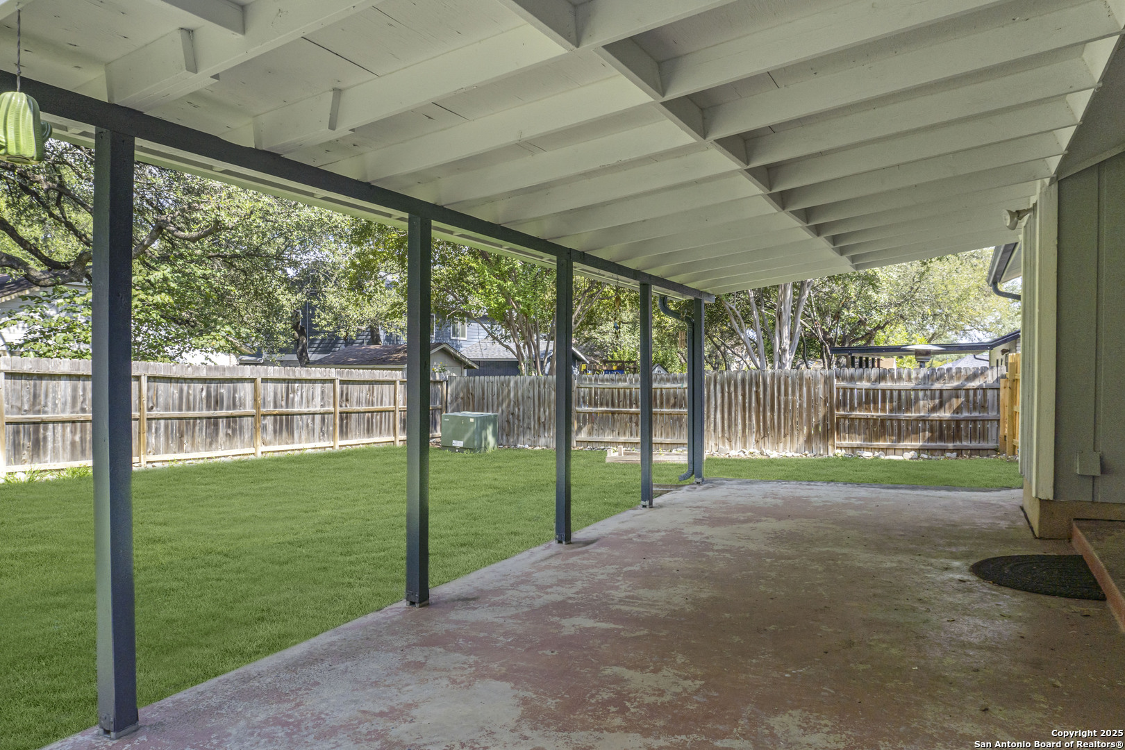 property viewer photo 21