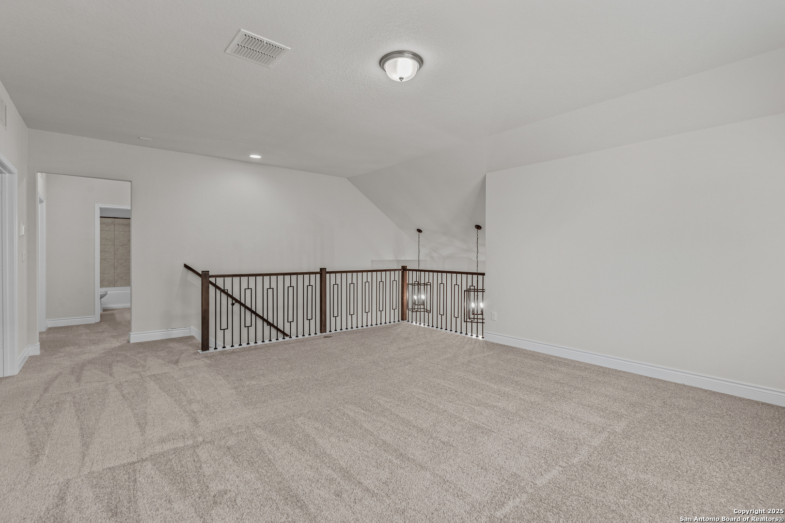 property viewer photo 6