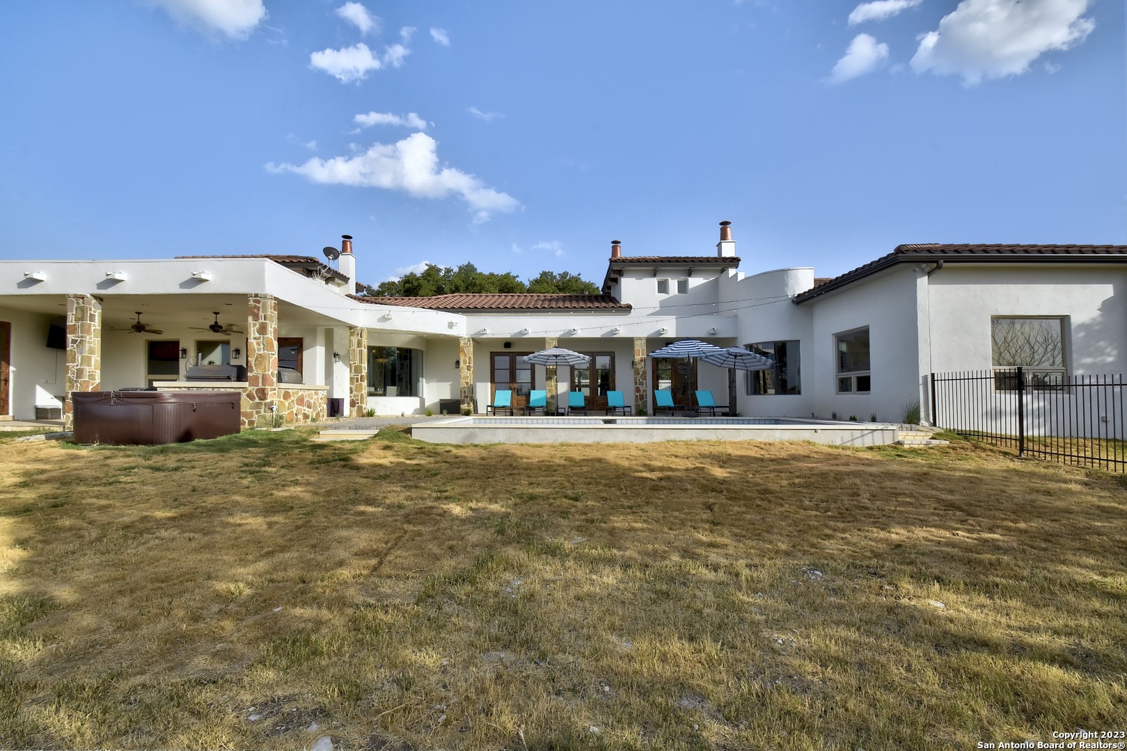 main property photo 43