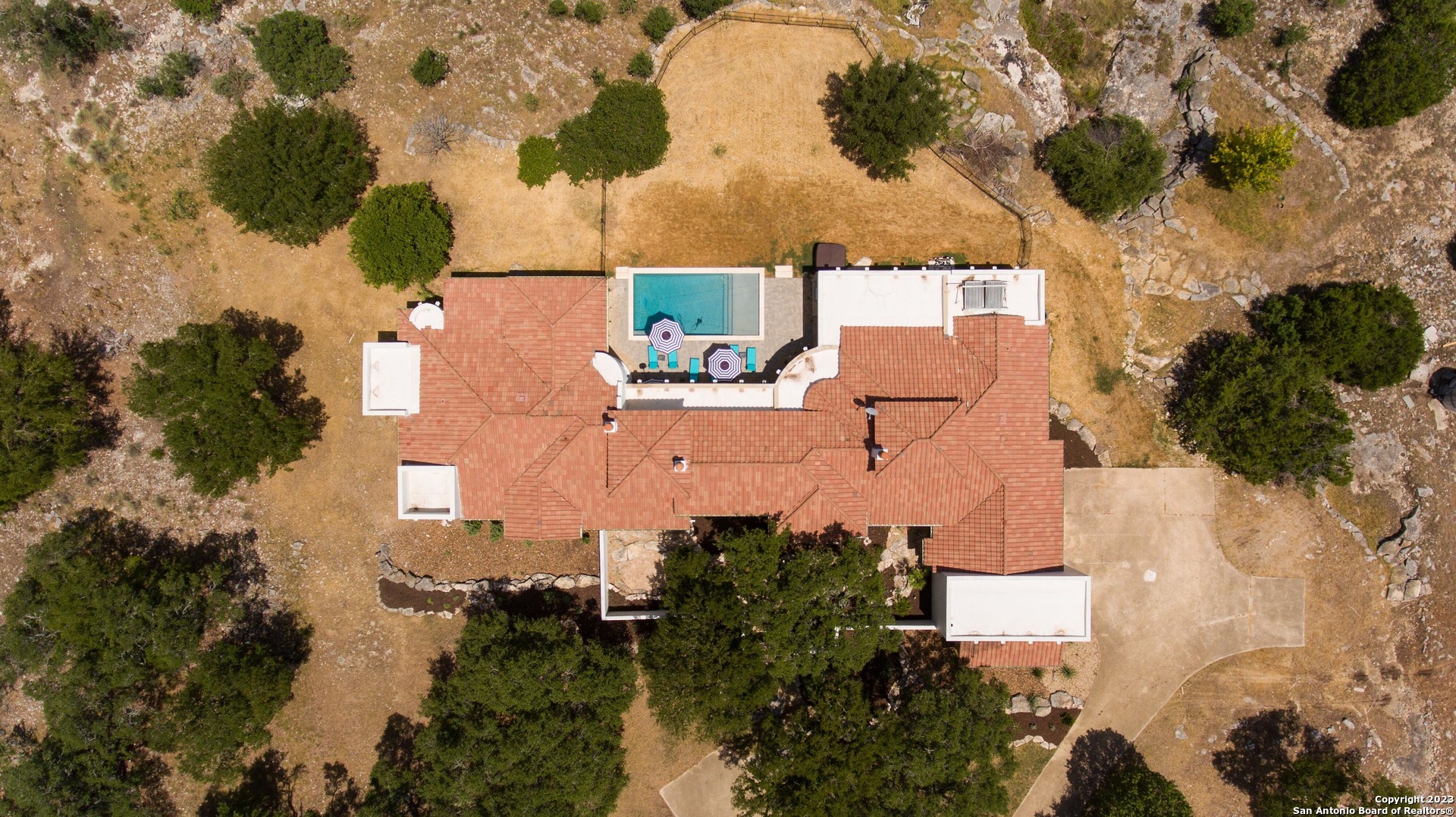 main property photo 49