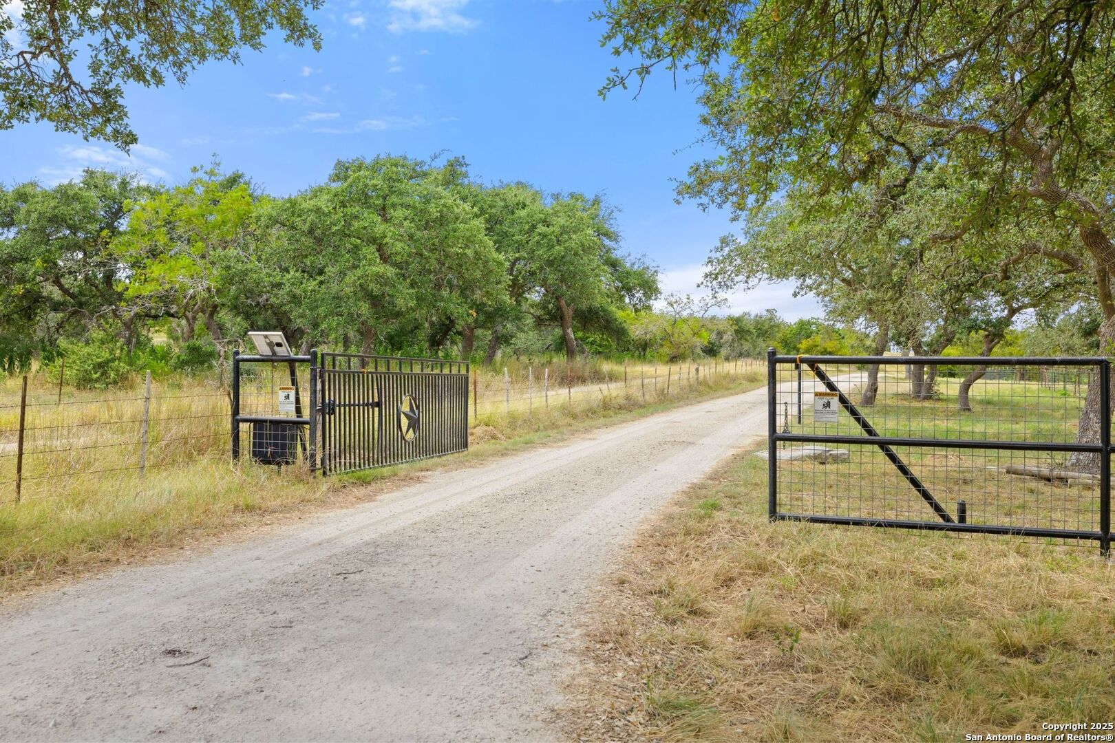 main property photo 45