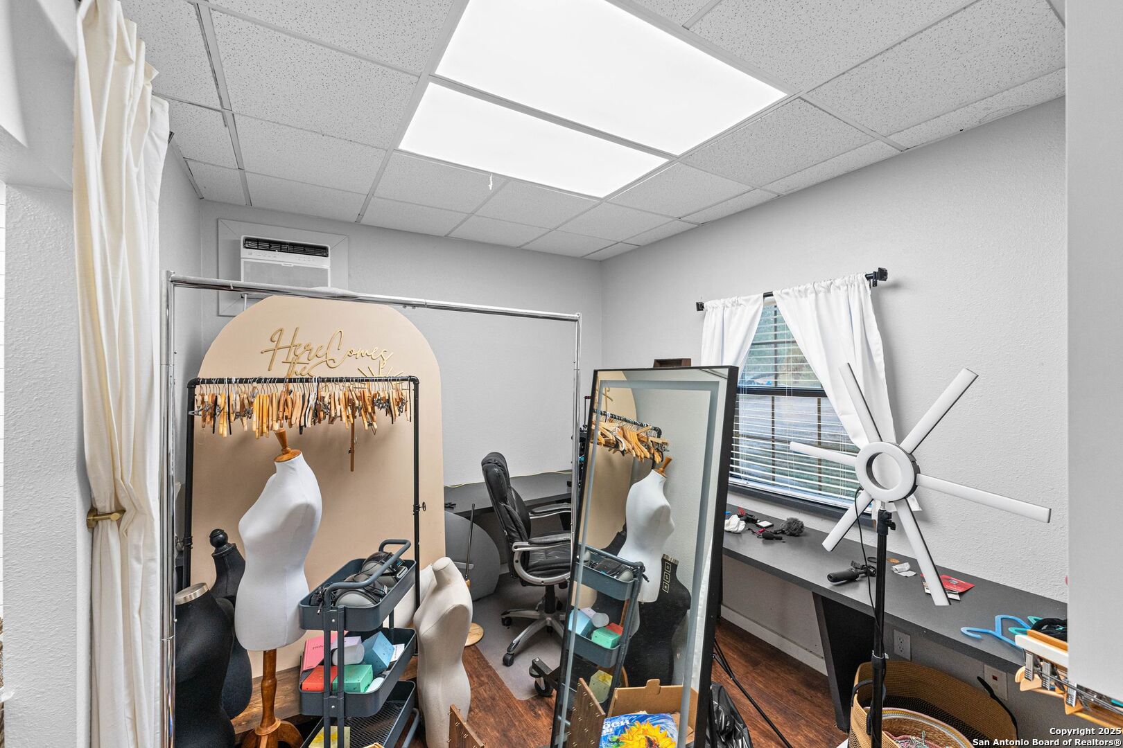 main property photo 22