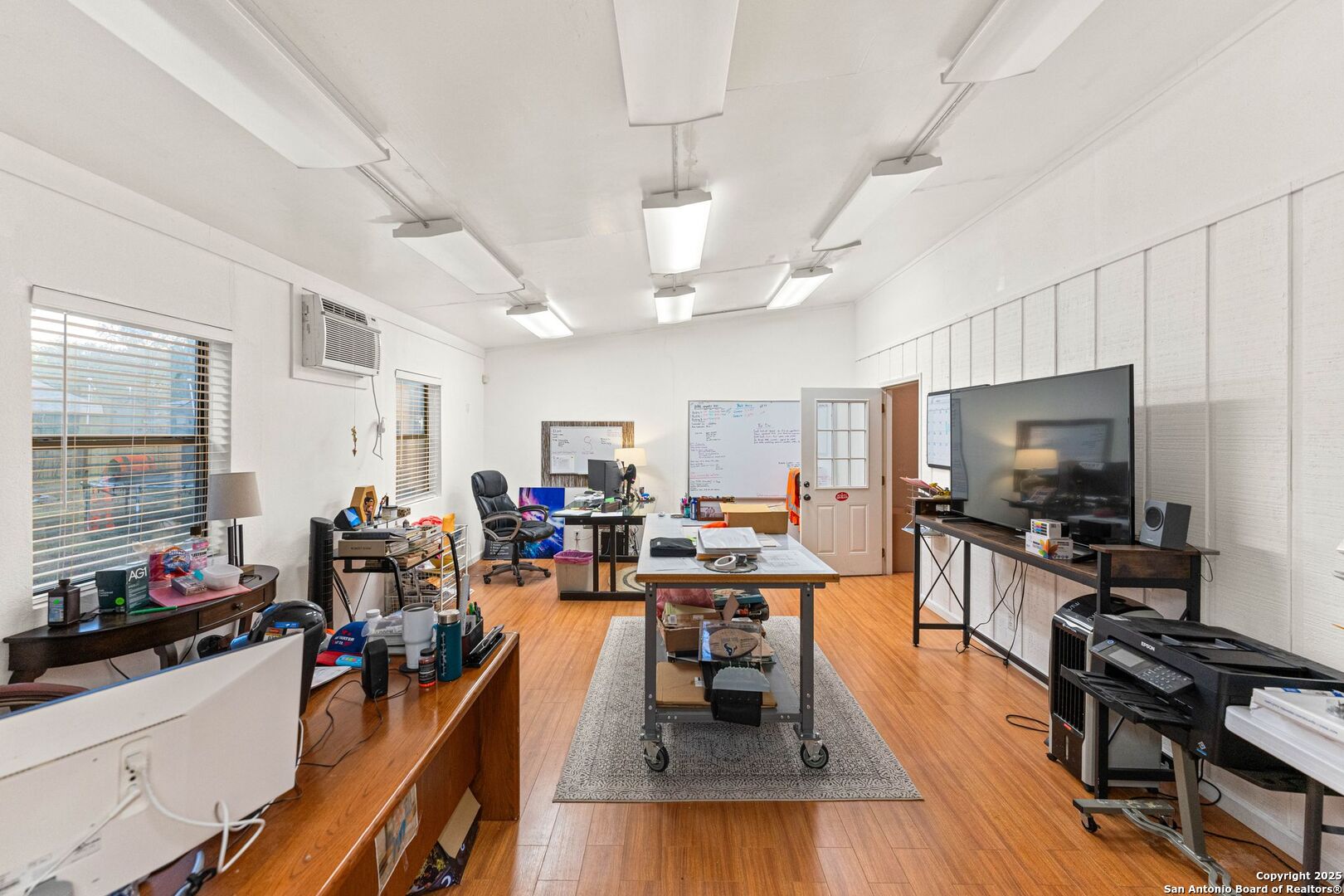 main property photo 31