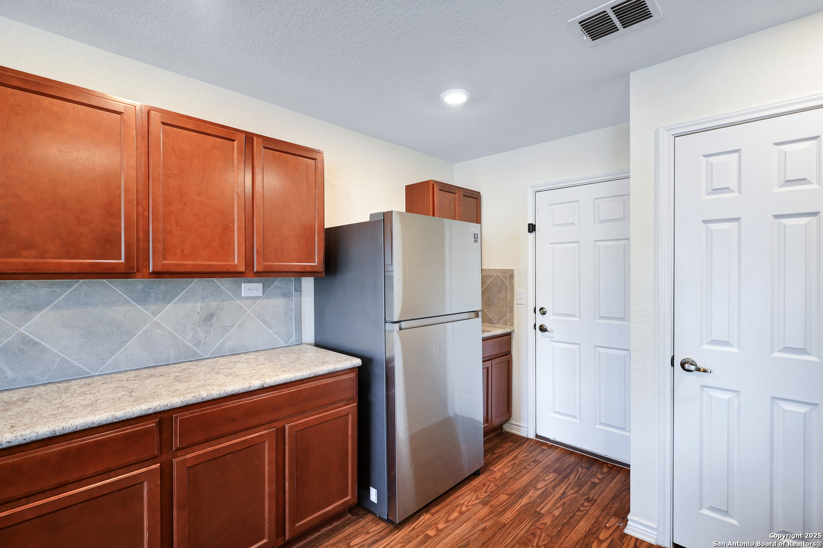 property viewer photo 10
