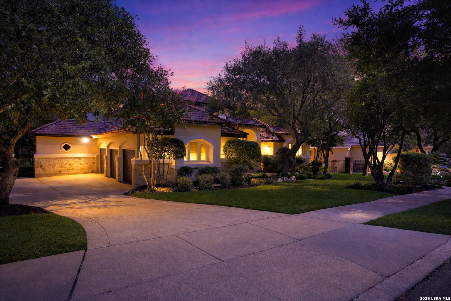 main property photo 50