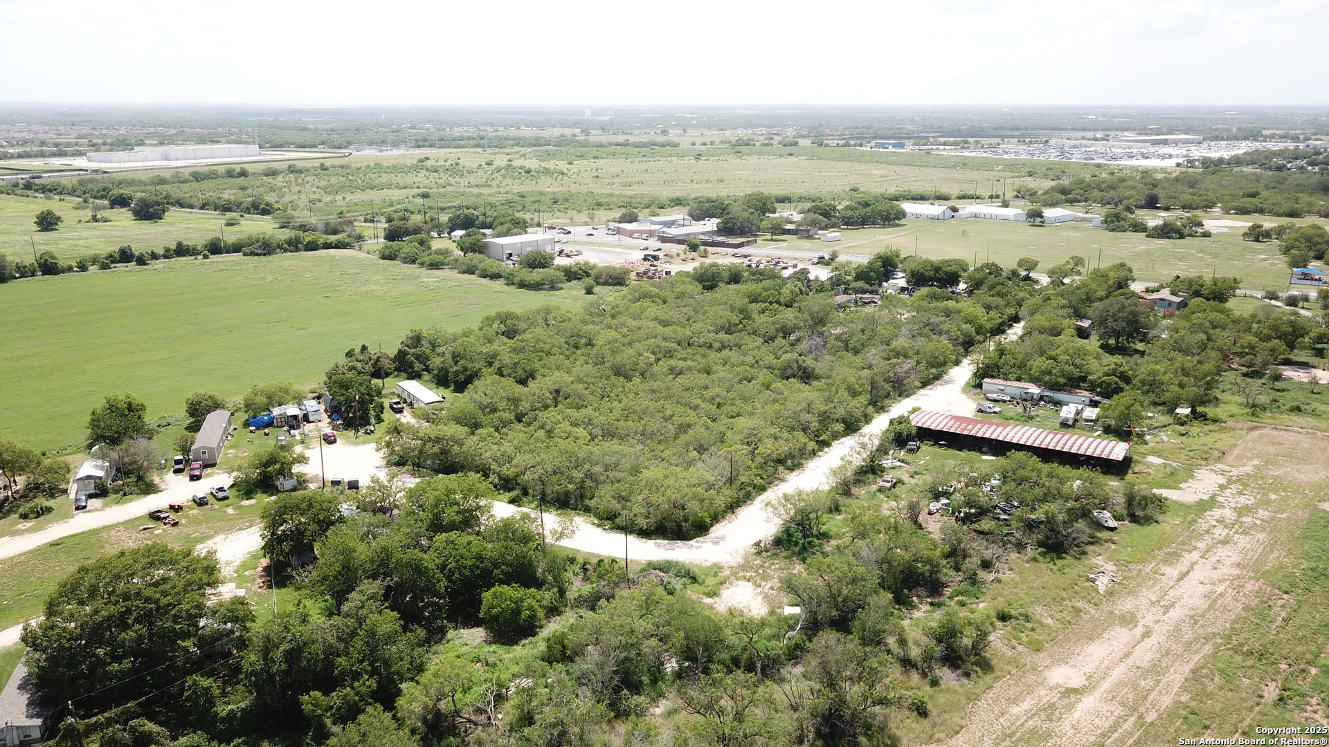 main property photo 4