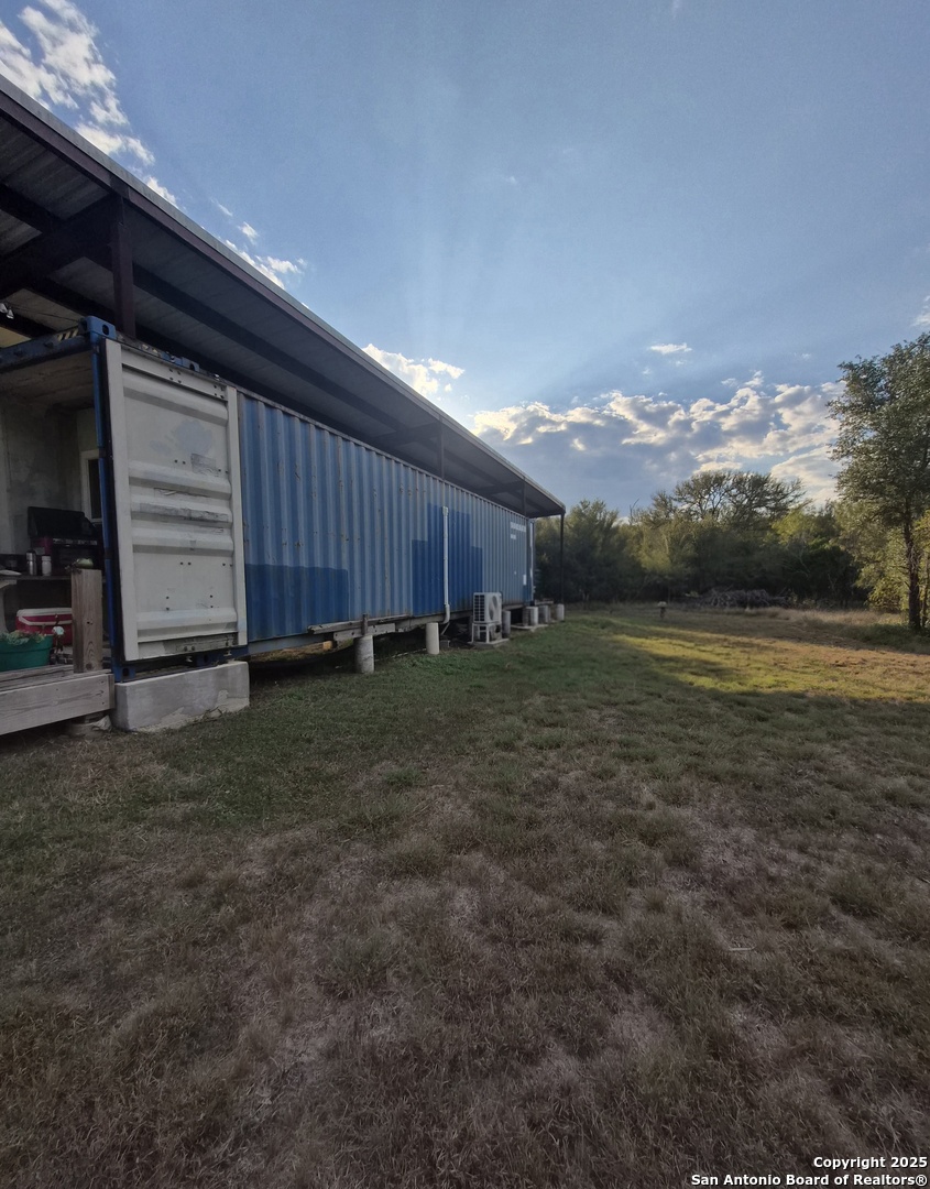 main property photo 9