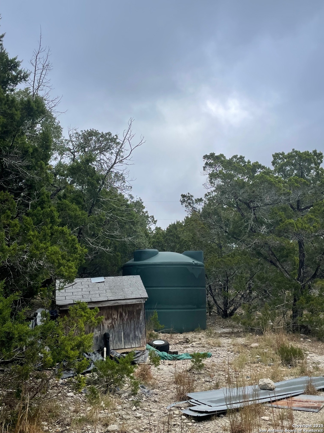 main property photo 29