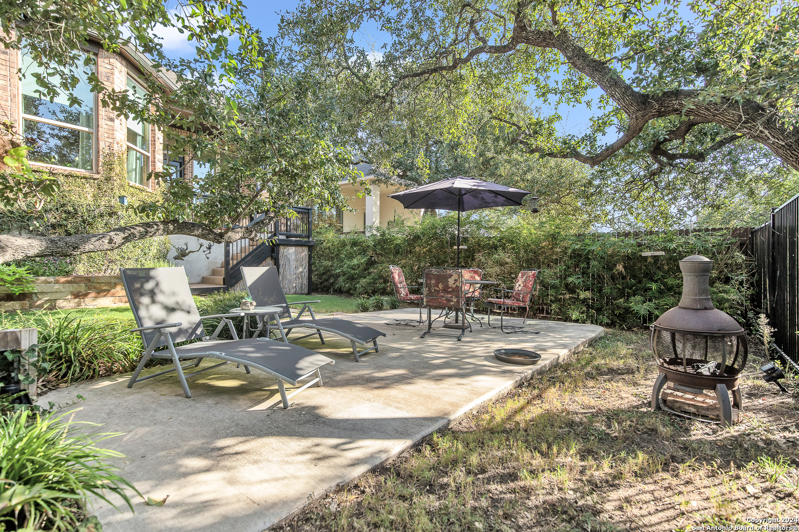 main property photo 22