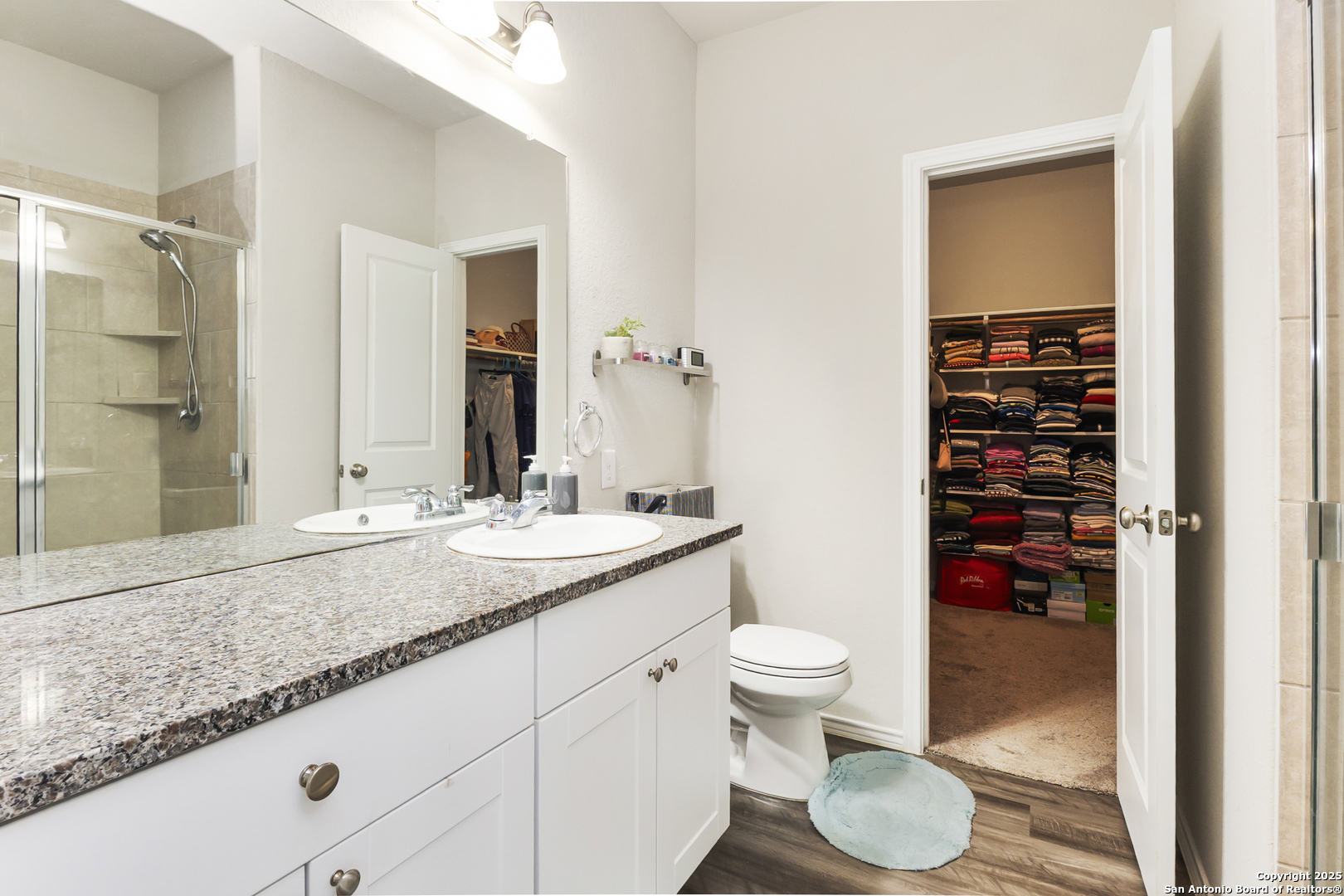 property viewer photo 13
