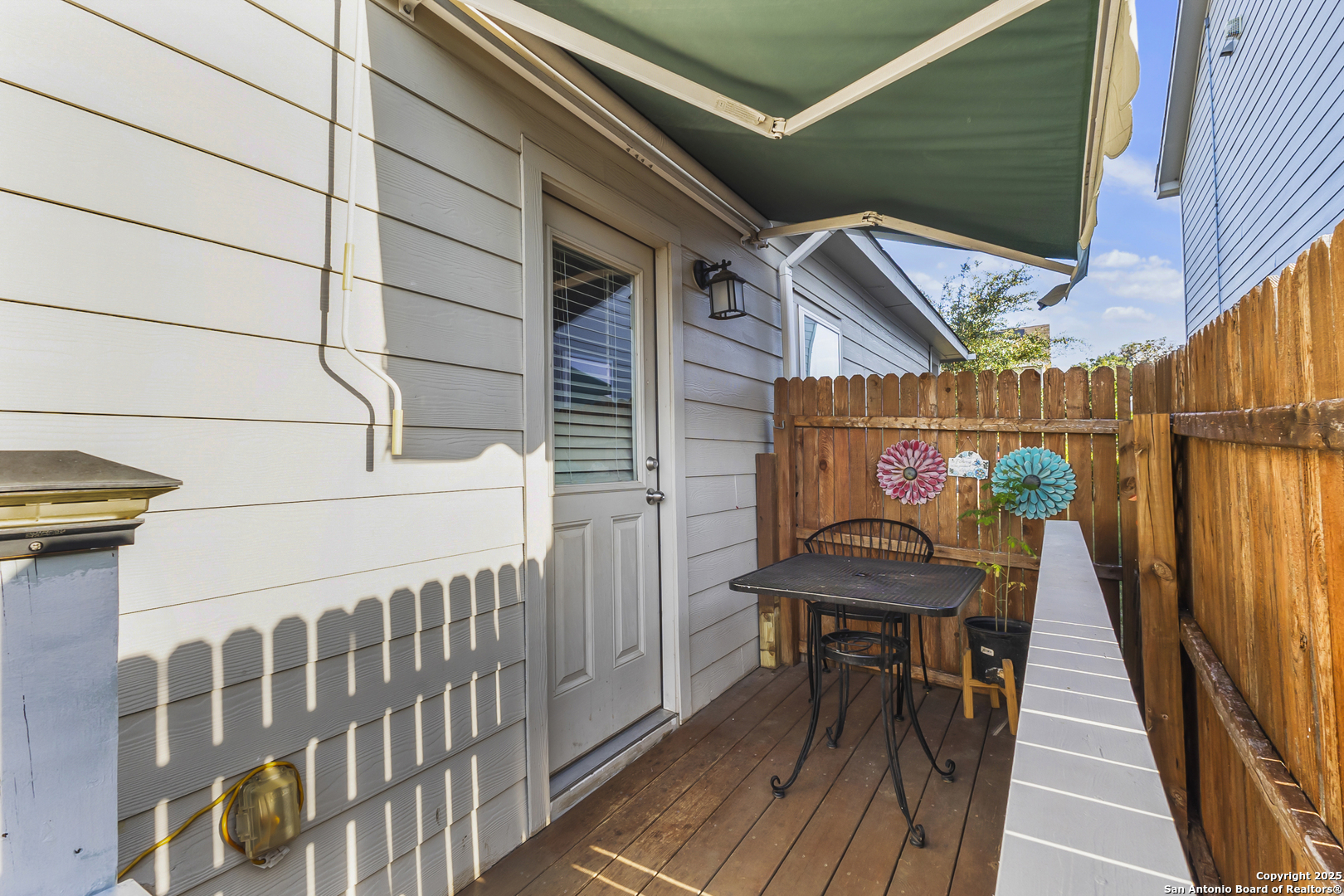 property viewer photo 21