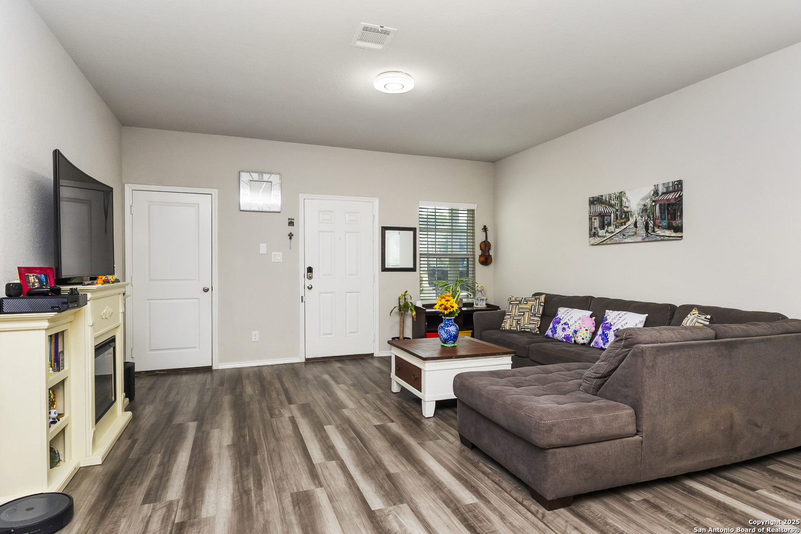 property viewer photo 6