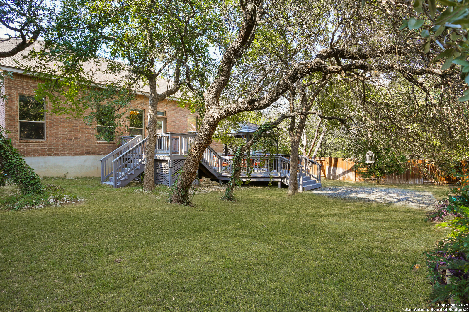 property viewer photo 19