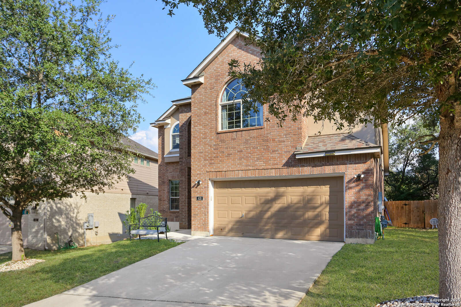 property viewer photo 2