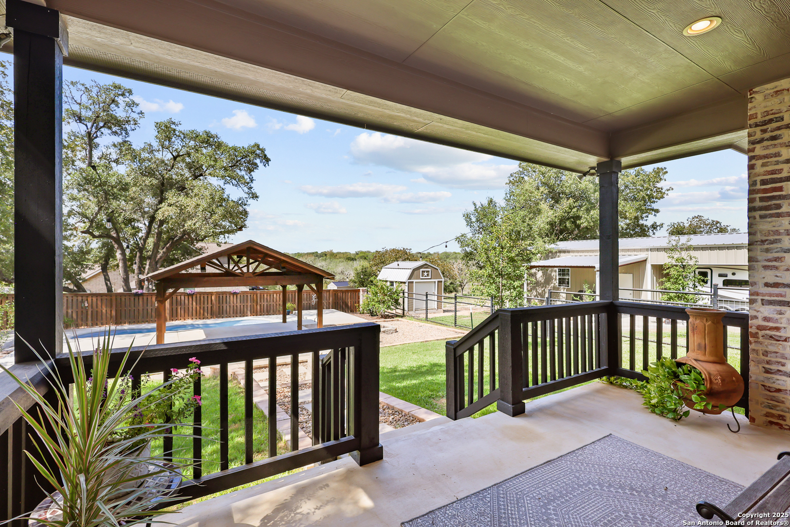 main property photo 45