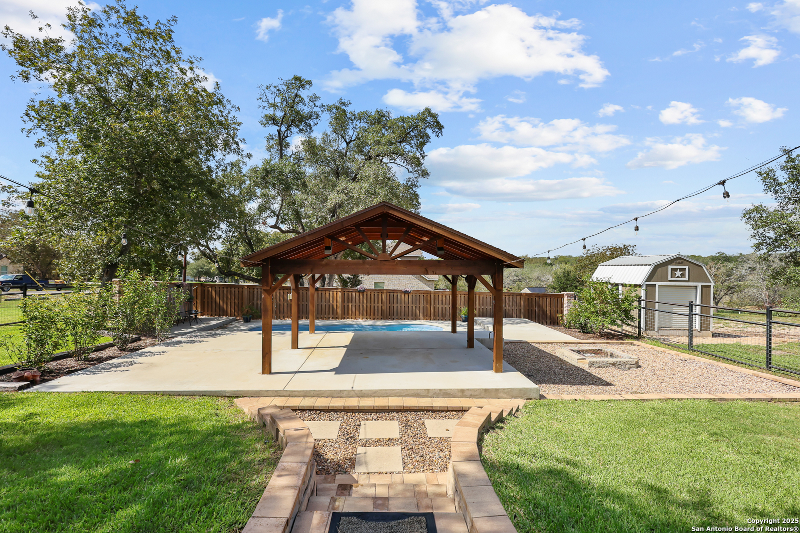 main property photo 46
