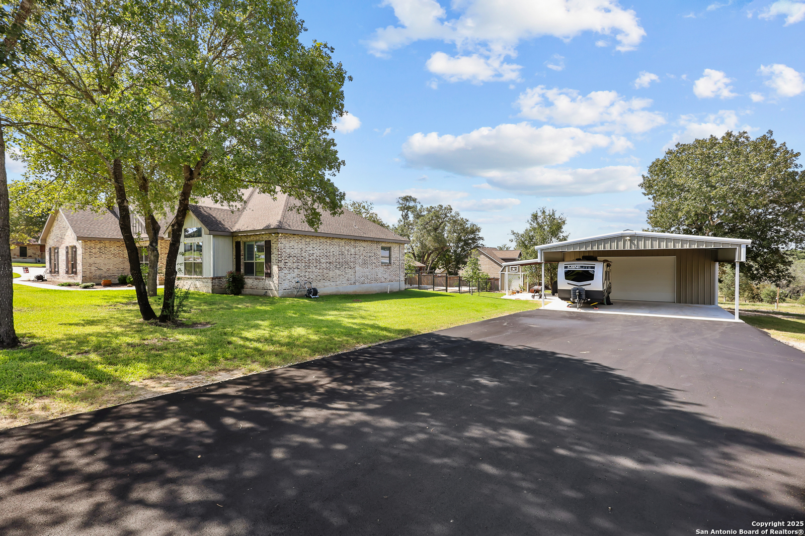 main property photo 51