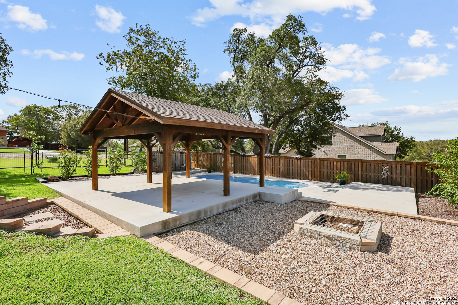 main property photo 71