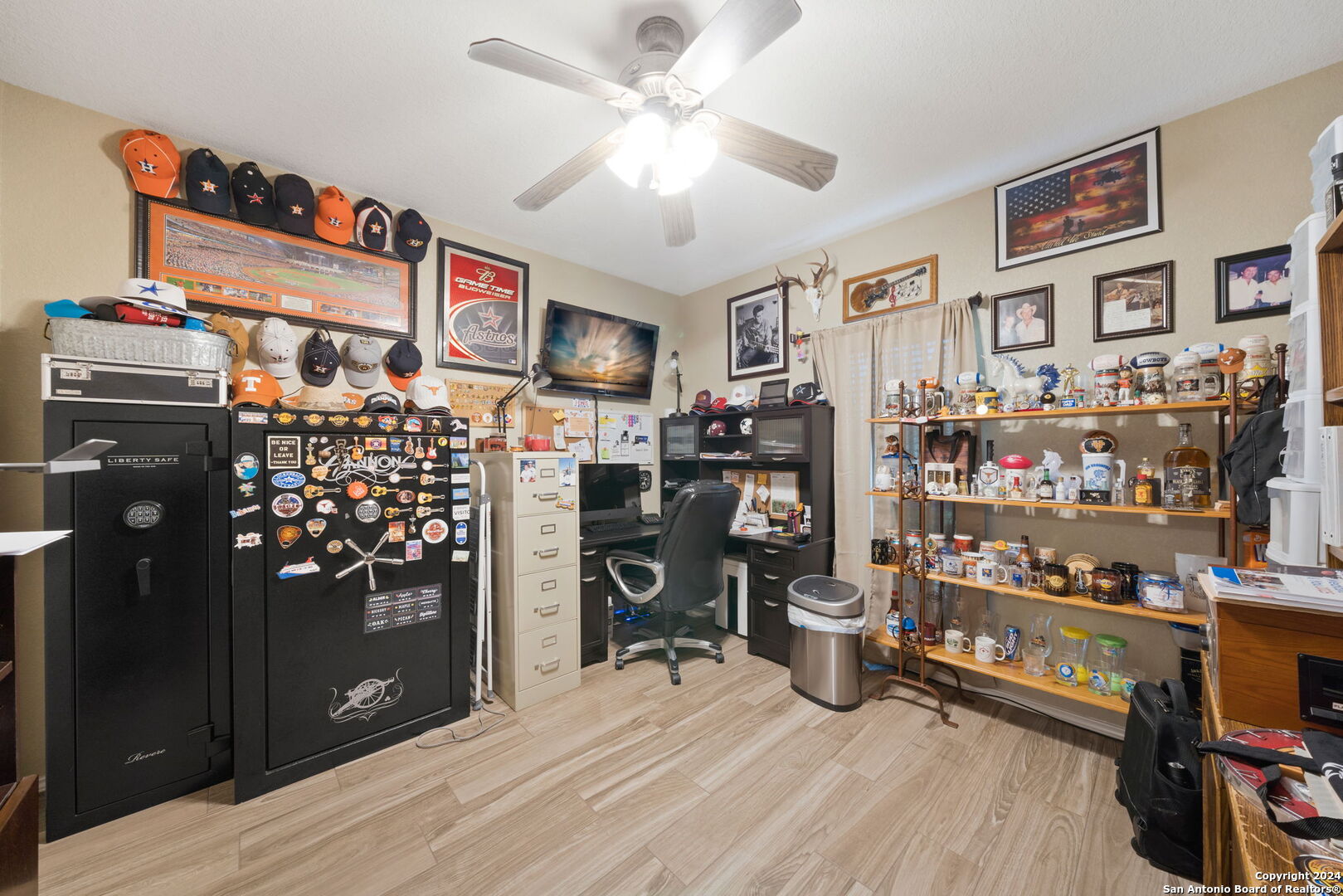 main property photo 25